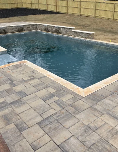 Custom Pools & Spas